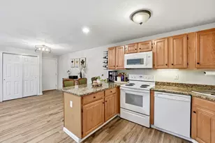 75 Huntoon Memorial Hwy, Leicester, MA 01524 - Photo 14