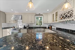 28 Lawrence St, Danvers, MA 01923 - Photo 6