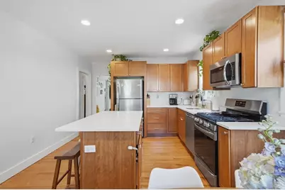 10-12 Mechanic St #10, Beverly, MA 01915 - Photo 8