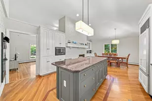 25 Laxfield Rd, Weston, MA 02493 - Photo 12
