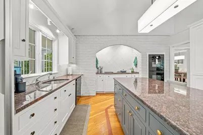 25 Laxfield Rd, Weston, MA 02493 - Photo 12