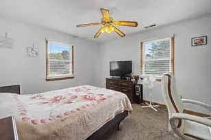 58-60 Beverly Ln, Springfield, MA 01151 - Photo 30
