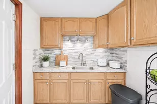 43 Huntington St, Brockton, MA 02301 - Photo 14