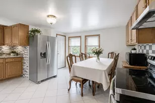 43 Huntington St, Brockton, MA 02301 - Photo 8