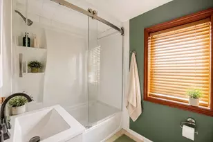43 Huntington St, Brockton, MA 02301 - Photo 10