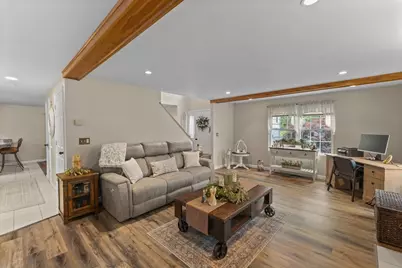 10 Fairfield Drive, Dudley, MA 01571 - Photo 8