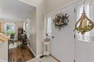 10 Fairfield Dr, Dudley, MA 01571 - Photo 6