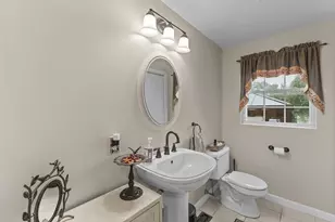 10 Fairfield Dr, Dudley, MA 01571 - Photo 18