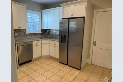 663 Fellsway #1, Medford, MA 02155 - Photo 2