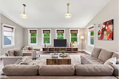 13 Welsh St, Malden, MA 02148 - Photo 6