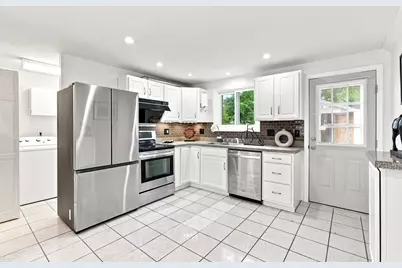 10 Freeman St #2, North Attleboro, MA 02763 - Photo 2