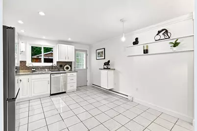 10 Freeman St #2, North Attleboro, MA 02763 - Photo 4