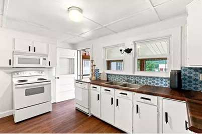 31 Perkins St, Quincy, MA 02169 - Photo 4
