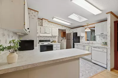 33 Bayberry Drive, Gardner, MA 01440 - Photo 6