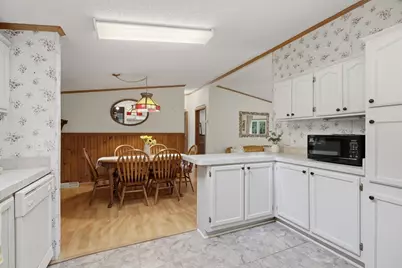 33 Bayberry Drive, Gardner, MA 01440 - Photo 4