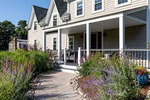 34 Mt Pleasant St, Plymouth, MA 02360 - Photo 2