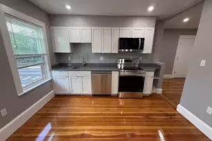 68 Norfolk St, Boston, MA 02124 - Photo 6