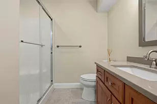 375 Border St, Boston, MA 02128 - Photo 30