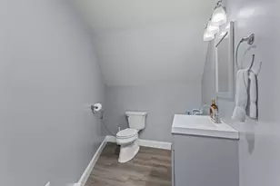 8 Karen Ln, Milford, MA 01757 - Photo 32