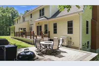 8 Karen Ln, Milford, MA 01757 - Photo 38