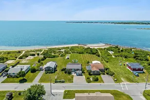 104 Balsam St, Fairhaven, MA 02719 - Photo 4