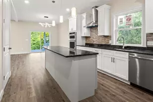 132 Barrington Rd, Longmeadow, MA 01106 - Photo 10
