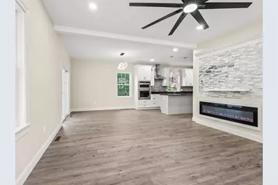 132 Barrington Rd, Longmeadow, MA 01106 - Photo 14