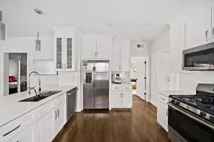 27 Whitten St, Boston, MA 02122 - Photo 2