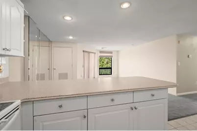 59 Valley #5H, Medford, MA 02155 - Photo 8