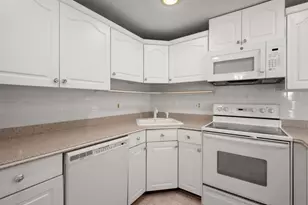 59 Valley, Medford, MA 02155 - Photo 6