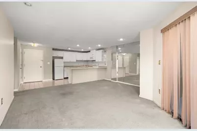 59 Valley #5H, Medford, MA 02155 - Photo 4
