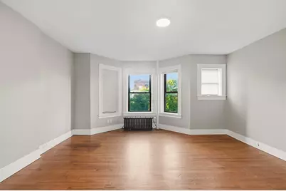 456 Maple St #3FL FL, Holyoke, MA 01040 - Photo 4