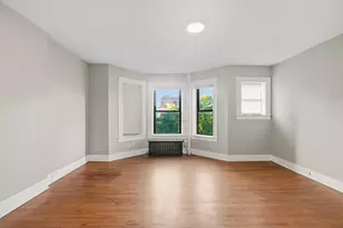 456 Maple St, Holyoke, MA 01040 - Photo 4
