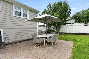 26 Townsend Ave, Braintree, MA 02184 - Photo 34