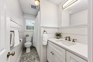 26 Townsend Ave, Braintree, MA 02184 - Photo 20