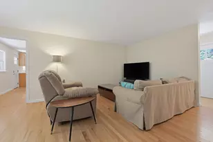 71 Carpenter Rd, Walpole, MA 02081 - Photo 6