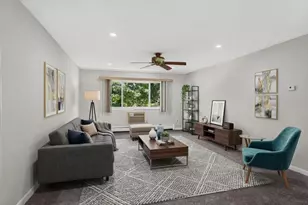 6 Hallmark Gdns, Burlington, MA 01876 - Photo 6