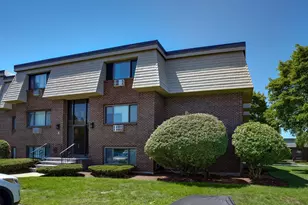 6 Hallmark Gdns, Burlington, MA 01876 - Photo 1