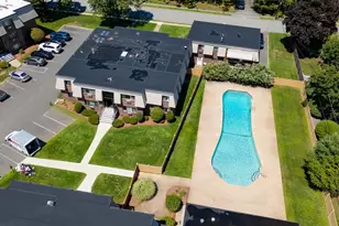 6 Hallmark Gdns, Burlington, MA 01876 - Photo 2