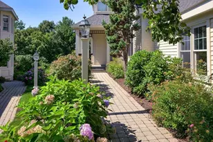 69 Carriage Hill Cir, Southborough, MA 01772 - Photo 4