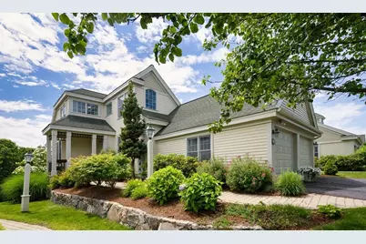 69 Carriage Hill Circle #69, Southborough, MA 01772 - Photo 2