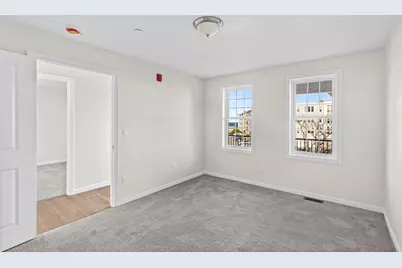 393 Court St #5, Plymouth, MA 02360 - Photo 18