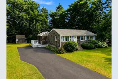 62 Purchase St, Carver, MA 02330 - Photo 2