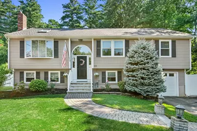 23 Dorchester Street, Wilmington, MA 01877 - Photo 2