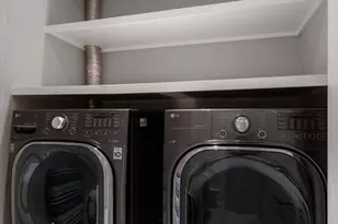 621 E 1st St, Boston, MA 02127 - Photo 12