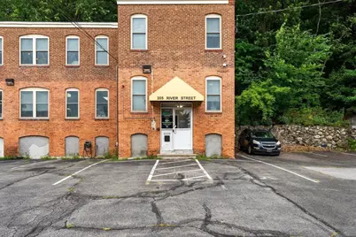 205 River St, Haverhill, MA 01832 - Photo 32