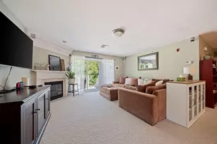 222 Tamarack Ln, Abington, MA 02351 - Photo 2