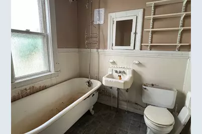 69 Bay State Ave, Somerville, MA 02144 - Photo 12