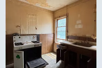 69 Bay State Ave, Somerville, MA 02144 - Photo 18