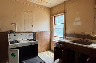69 Bay State Ave, Somerville, MA 02144 - Photo 18
